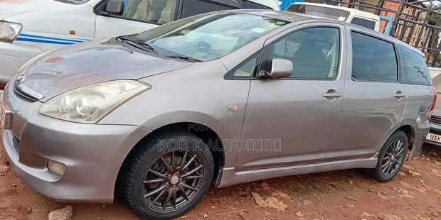 Toyota Wish 2009 Gray