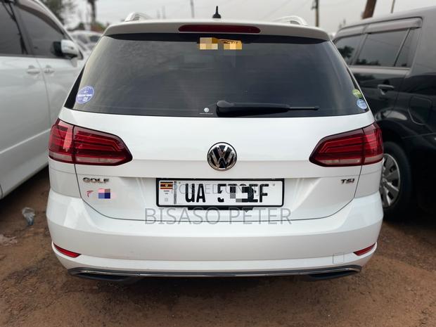 Volkswagen Golf 2017 White