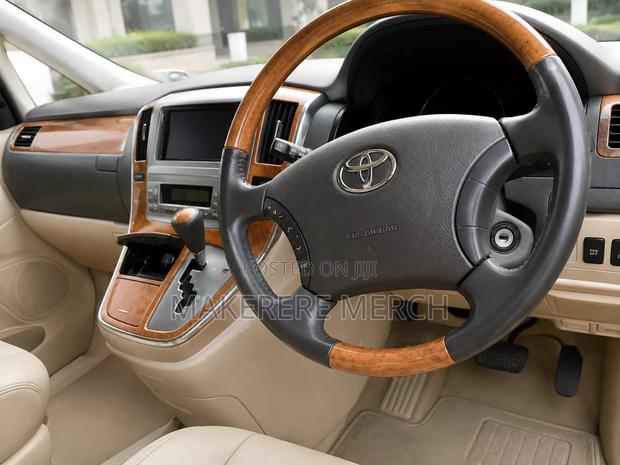 Toyota Alphard 2008 Gray