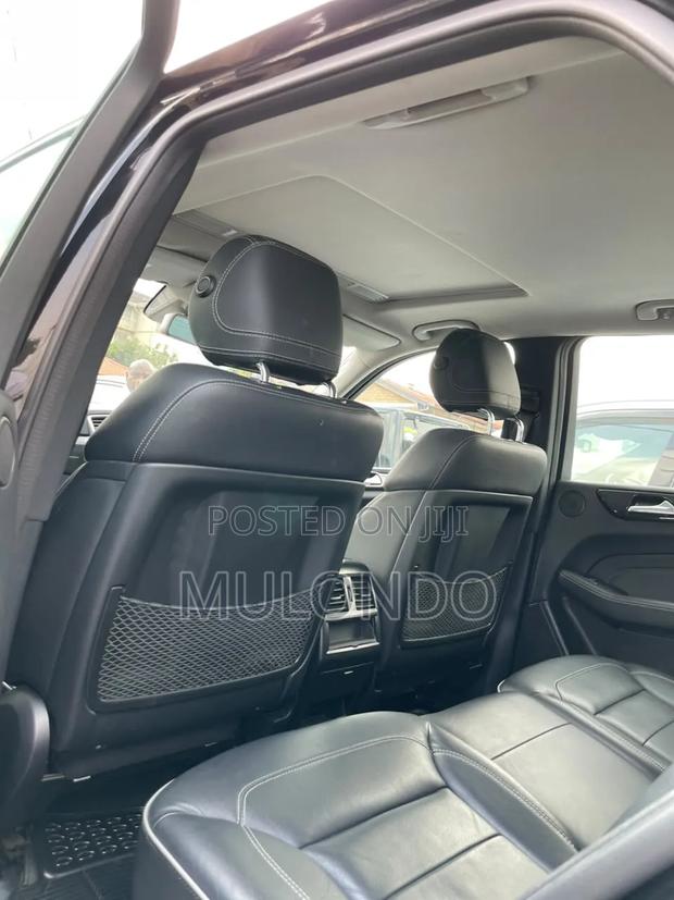 Mercedes-Benz 350D 2015 Black