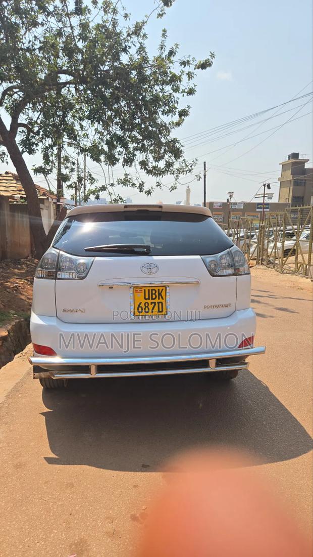 Toyota Harrier 2007 White