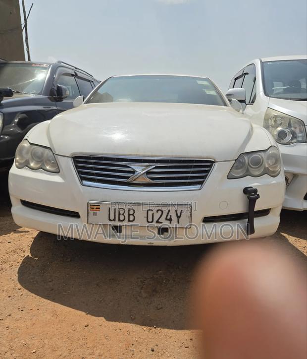 Toyota Mark X 2010 White