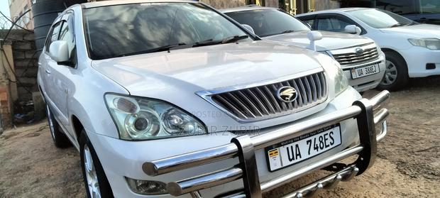 Toyota Harrier 2010 White
