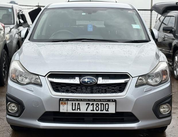 Subaru Impreza 2.0i 5-dr 2013 Silver