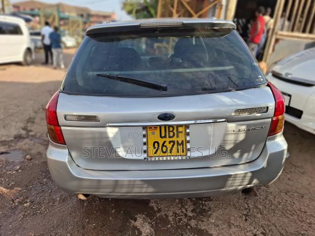 Subaru Legacy 2006 Silver