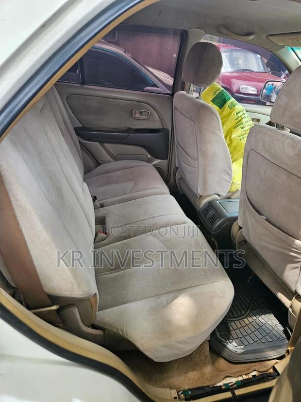Toyota Harrier 2002 Silver