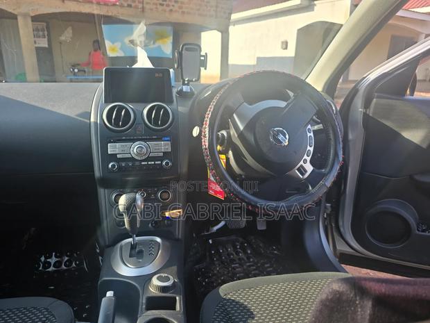 Nissan Dualis 2013 Silver