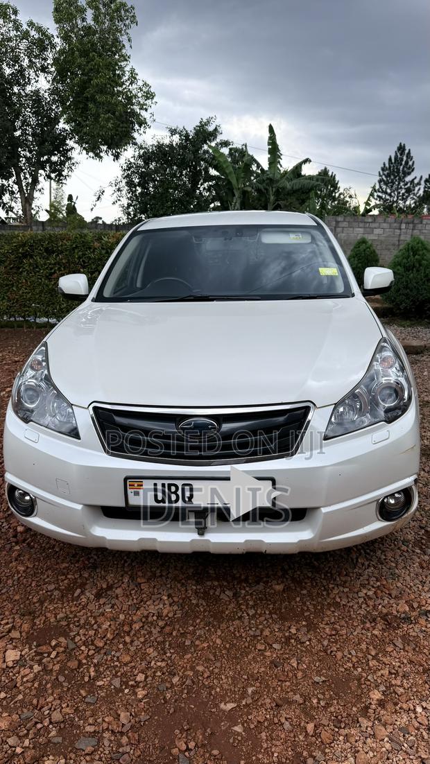 Subaru Outback 2012 Pearl