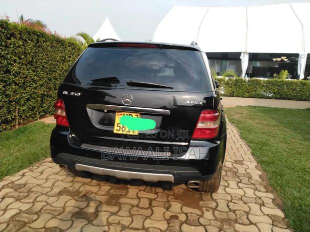 Mercedes-Benz M Class 2009 Black