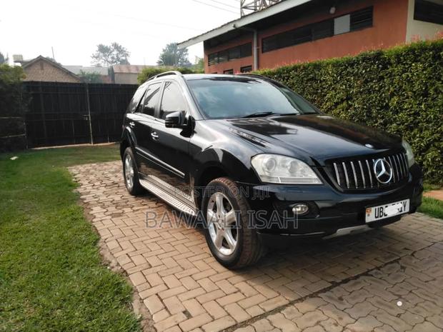 Mercedes-Benz M Class 2009 Black
