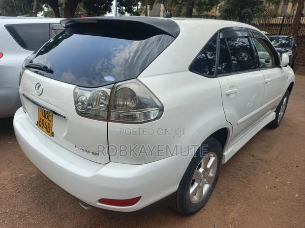 Toyota Harrier 2007 White