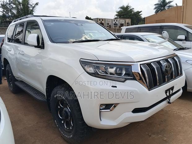 Toyota Land Cruiser Prado 2019 Silver