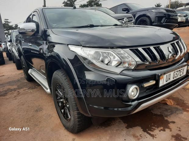 Mitsubishi L200 2018 Black