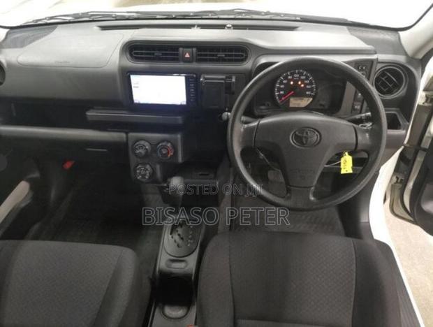 Toyota Probox 1.5 F 2WD 2018 White