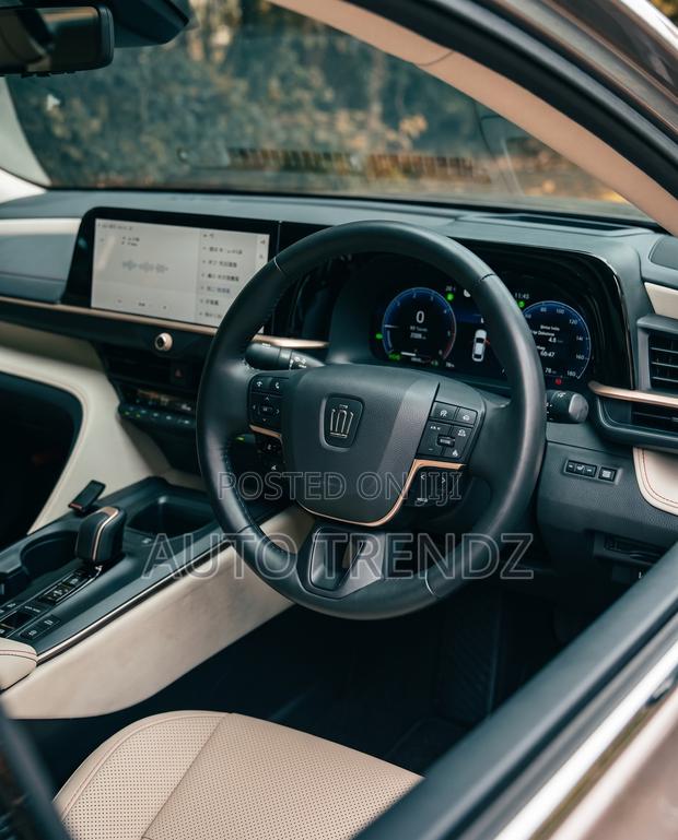 Toyota Crown Platinum 2023 Beige