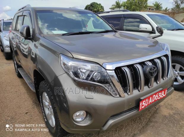 Toyota Land Cruiser Prado 2.7 2017 Brown