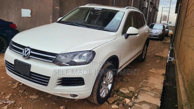 Volkswagen Touareg 2012 White