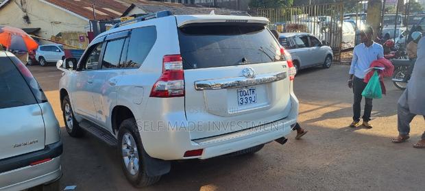 Toyota Land Cruiser Prado 2011 White