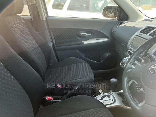 Toyota IST 2008 Silver