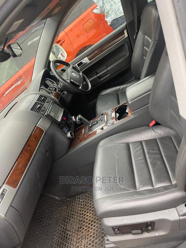 Volkswagen Touareg 2008 White