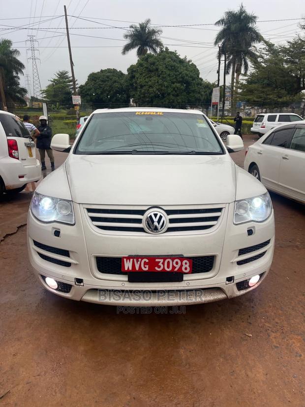 Volkswagen Touareg 2008 White