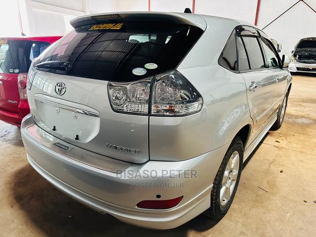 Toyota Harrier 2008 Silver