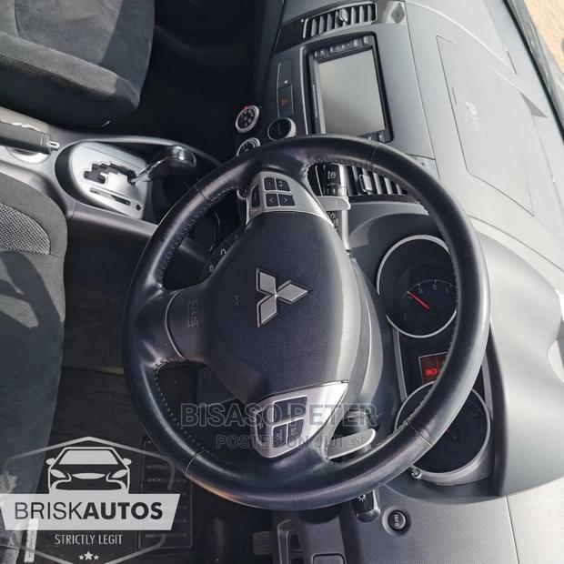 Mitsubishi Outlander 2009 Gray