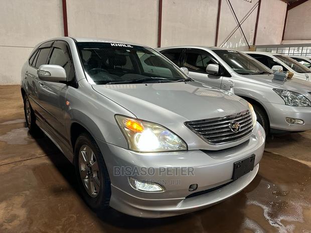 Toyota Harrier 2008