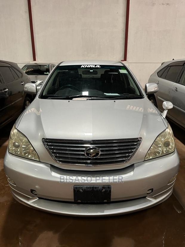 Toyota Harrier 2008