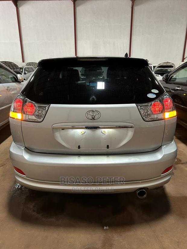 Toyota Harrier 2008
