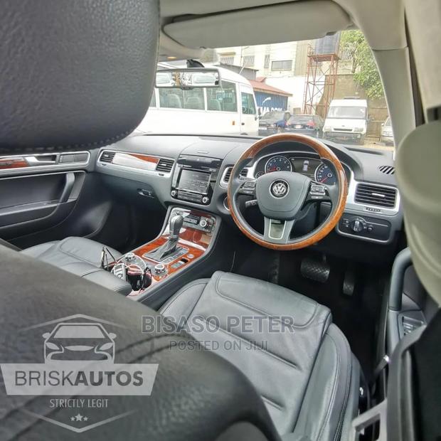 Volkswagen Touareg 2014 Black