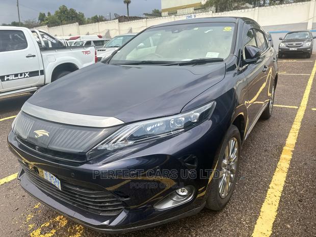 Toyota Harrier 2.0 2014 Blue