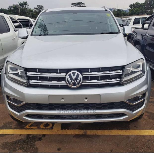 Volkswagen Amarok 2017 Silver