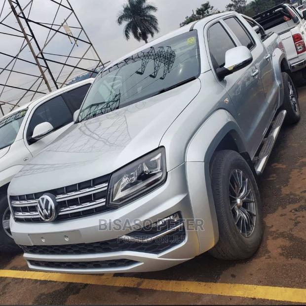 Volkswagen Amarok 2017 Silver