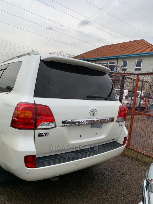 Toyota Land Cruiser Prado 2.7 I 2013 White