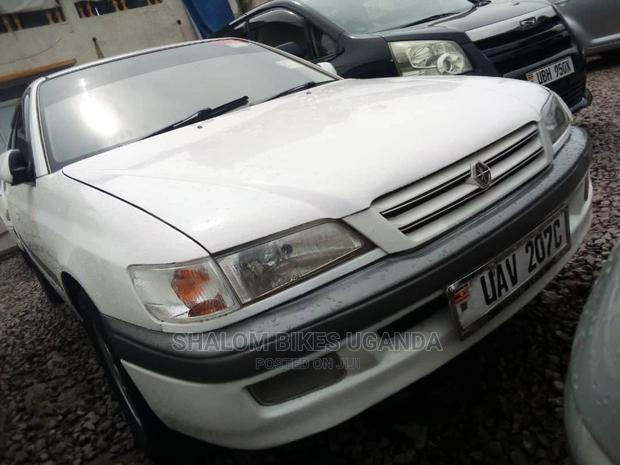 Toyota Premio 2001 White