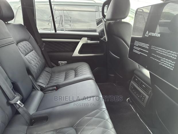 Toyota Land Cruiser Prado 2020 White