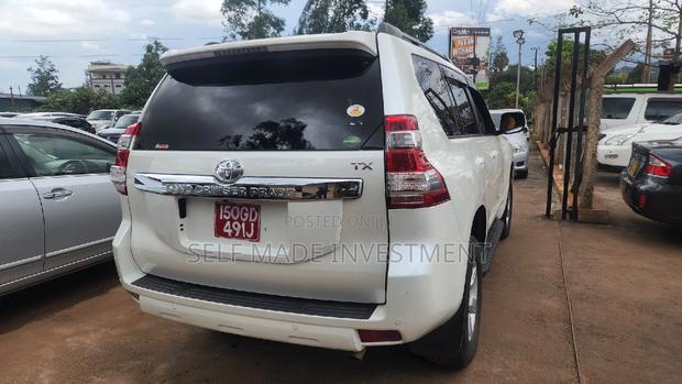 Toyota Land Cruiser Prado 2015 White