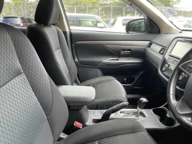 Mitsubishi Outlander 2014 Gray