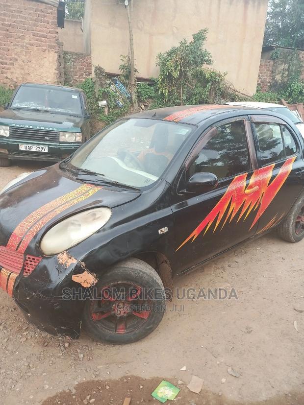 Nissan March 1999 Black