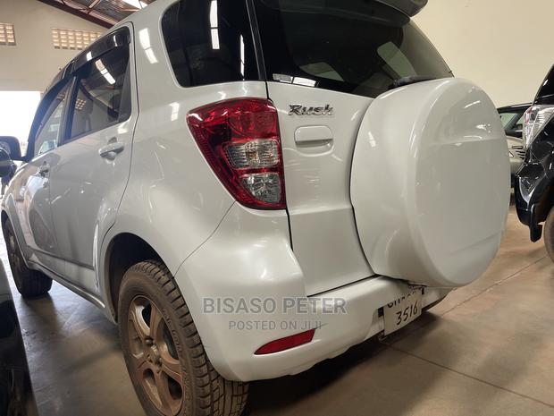 Toyota Rush 1.5 AWD 2009 White