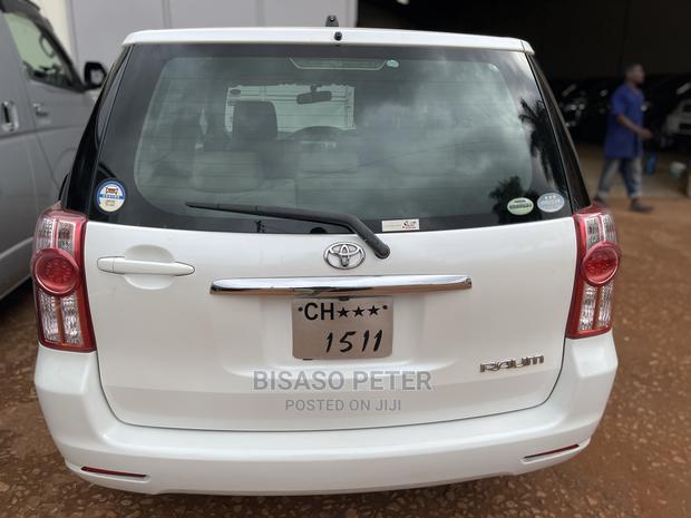 Toyota Raum 1.5 AWD 2009 White