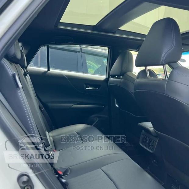 Toyota Harrier 2.0 4WD 2020 White