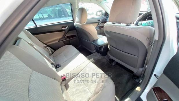 Toyota Mark X 2.5 AWD 2010 White