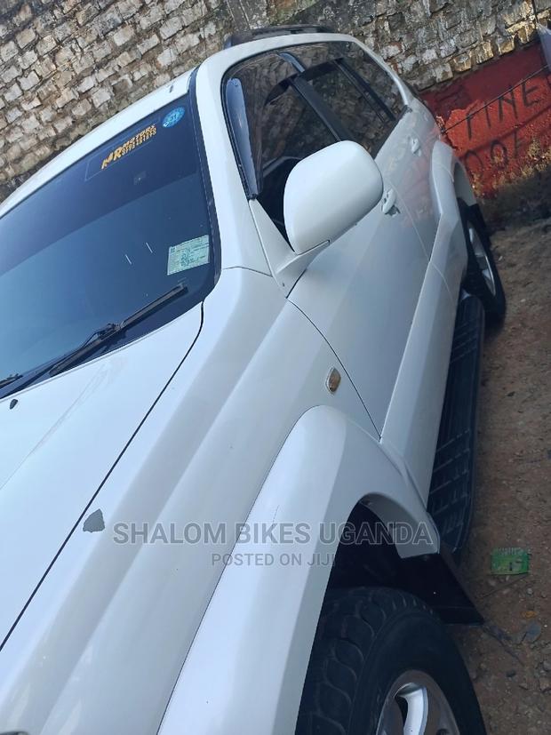 Toyota Land Cruiser Prado 2015 White