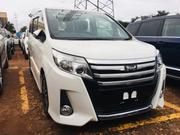 Toyota Noah 2015 White for sale