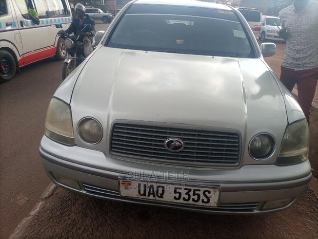Toyota Progress 2.5 AWD 1998 Silver