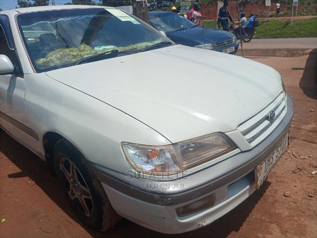 Toyota Premio 2.0 FWD 2001 Silver