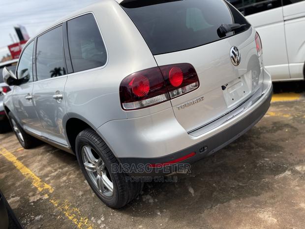 Volkswagen Touareg 2009 Silver