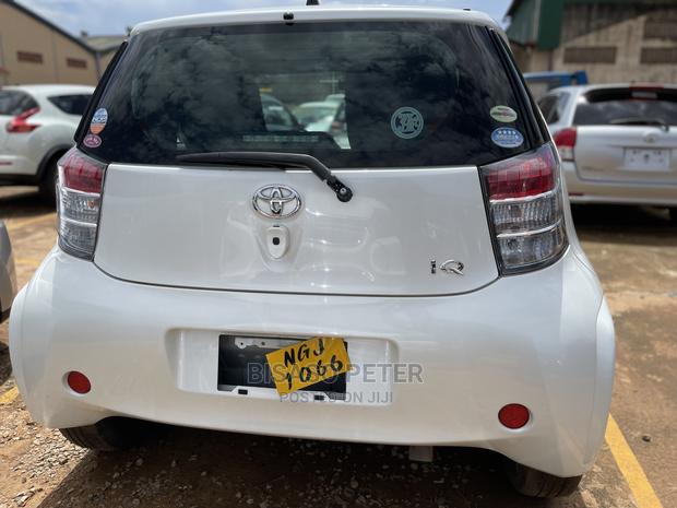 Toyota iQ 1.3 2010 White